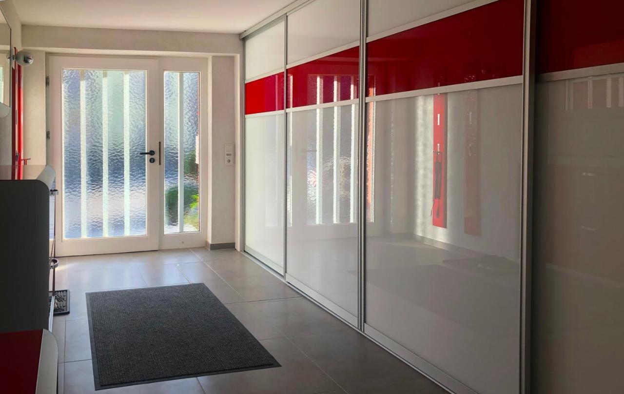 Modernes Apartment In Schoener Lage Dusseldorf Bagian luar foto